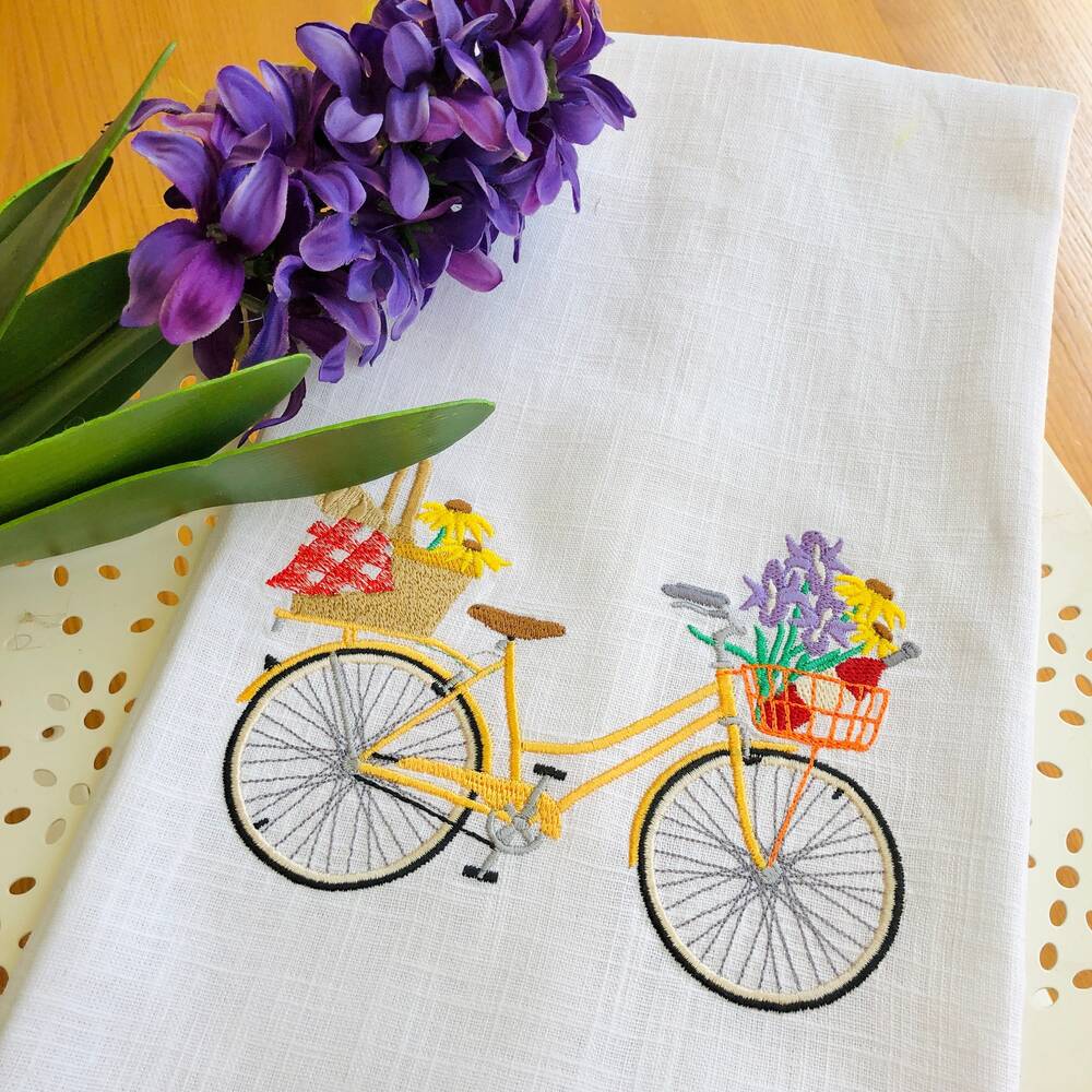 Bicycle Picnic Linen Guest Towel