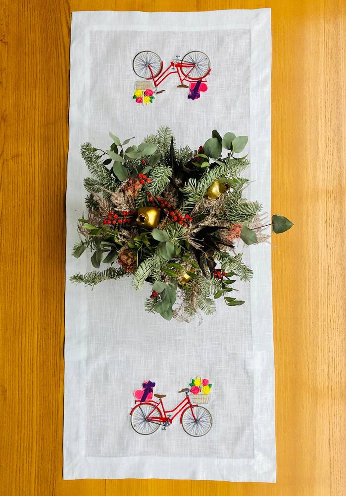 Bicycle Picnic Linen Table Runner