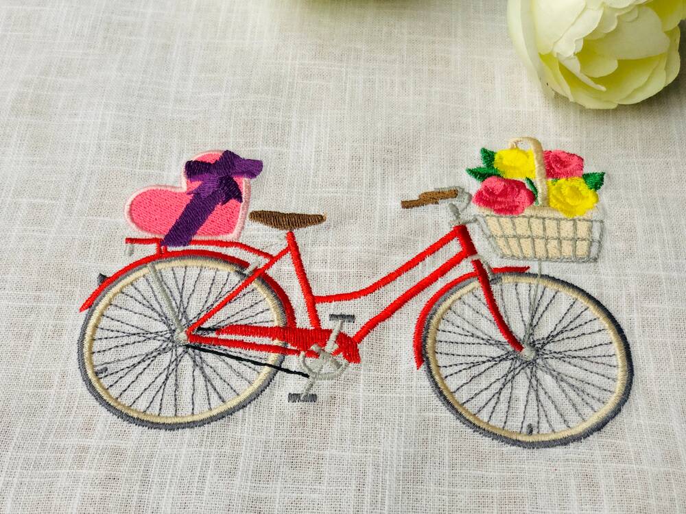 Bicycle Picnic Linen Table Runner