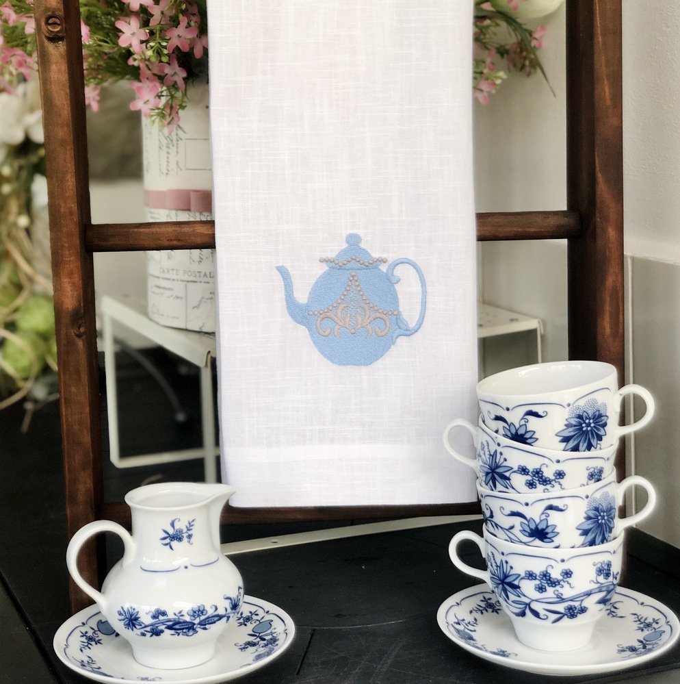 Blue Tea Pot Linen Guest Towel