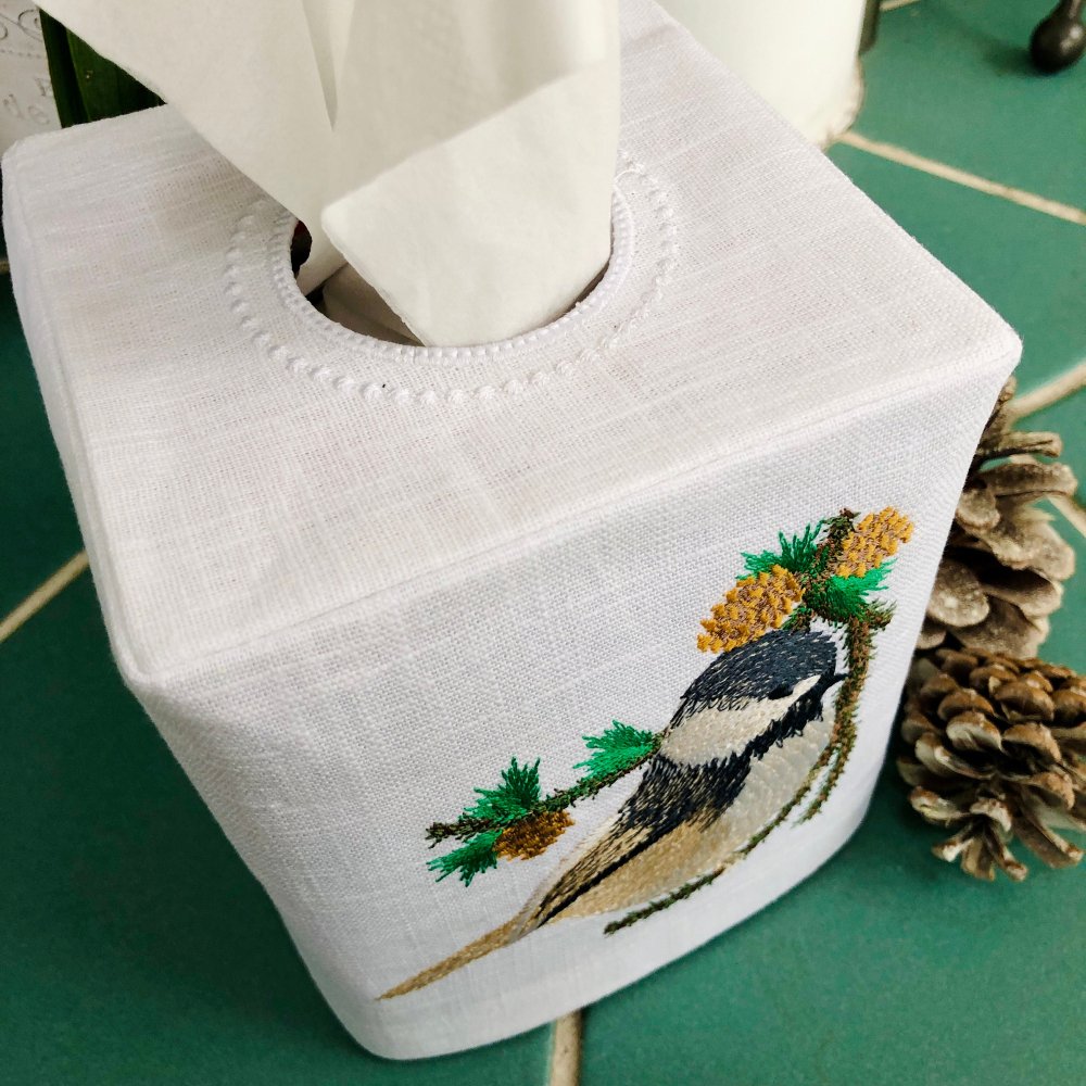 Chickadee Tissue Box Cover
