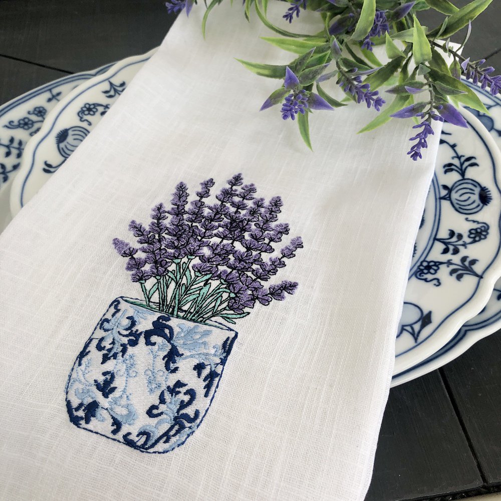 Chinoiserie Lavender Linen Guest Towel