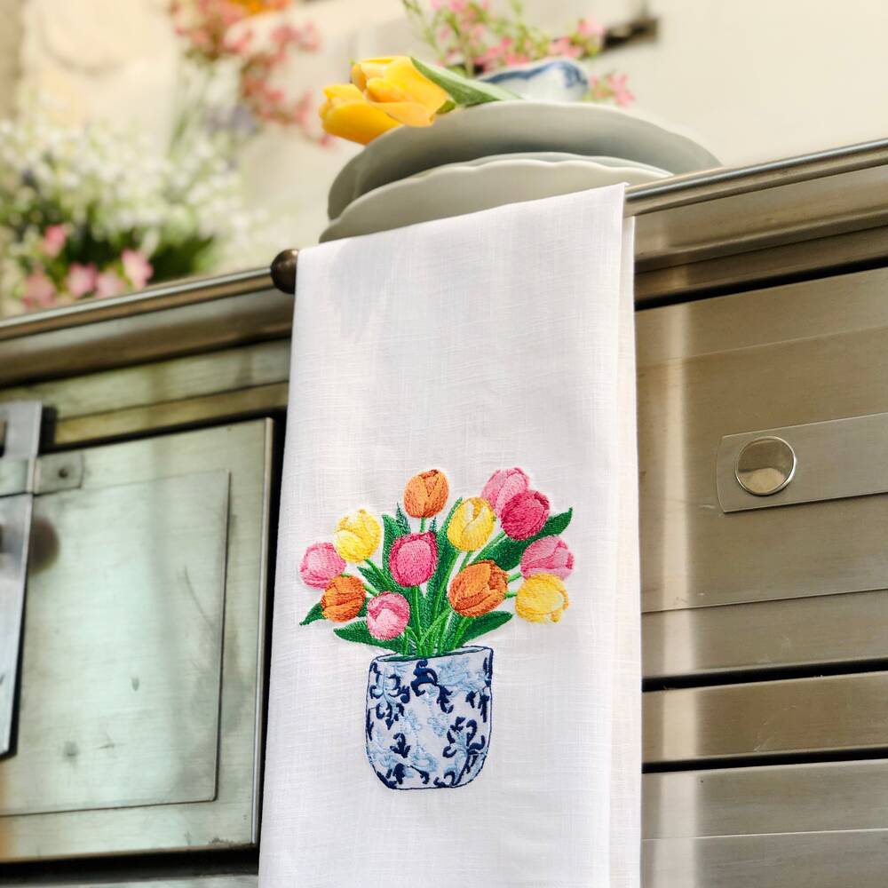 Chinoiserie Tulips Pot Linen Guest Towel