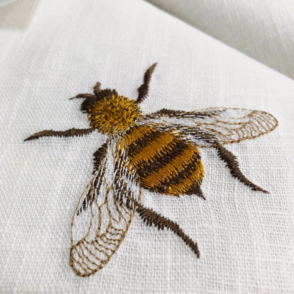 Honey Bee Tissue Box Cover