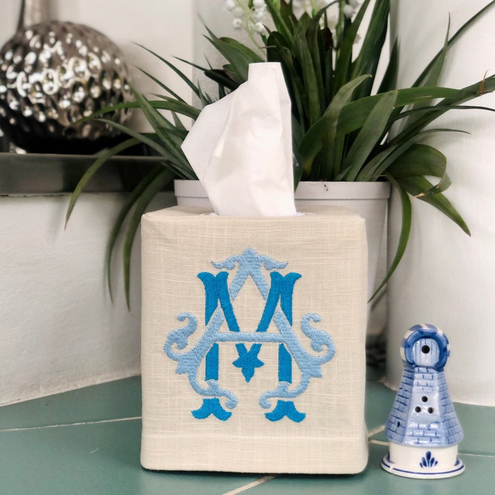Intertwined Two Letter Monogram Tissue Box Cover