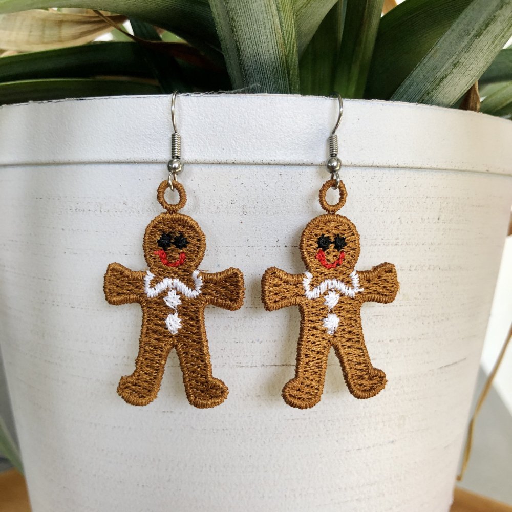 Lace earrings - gingerbread boys
