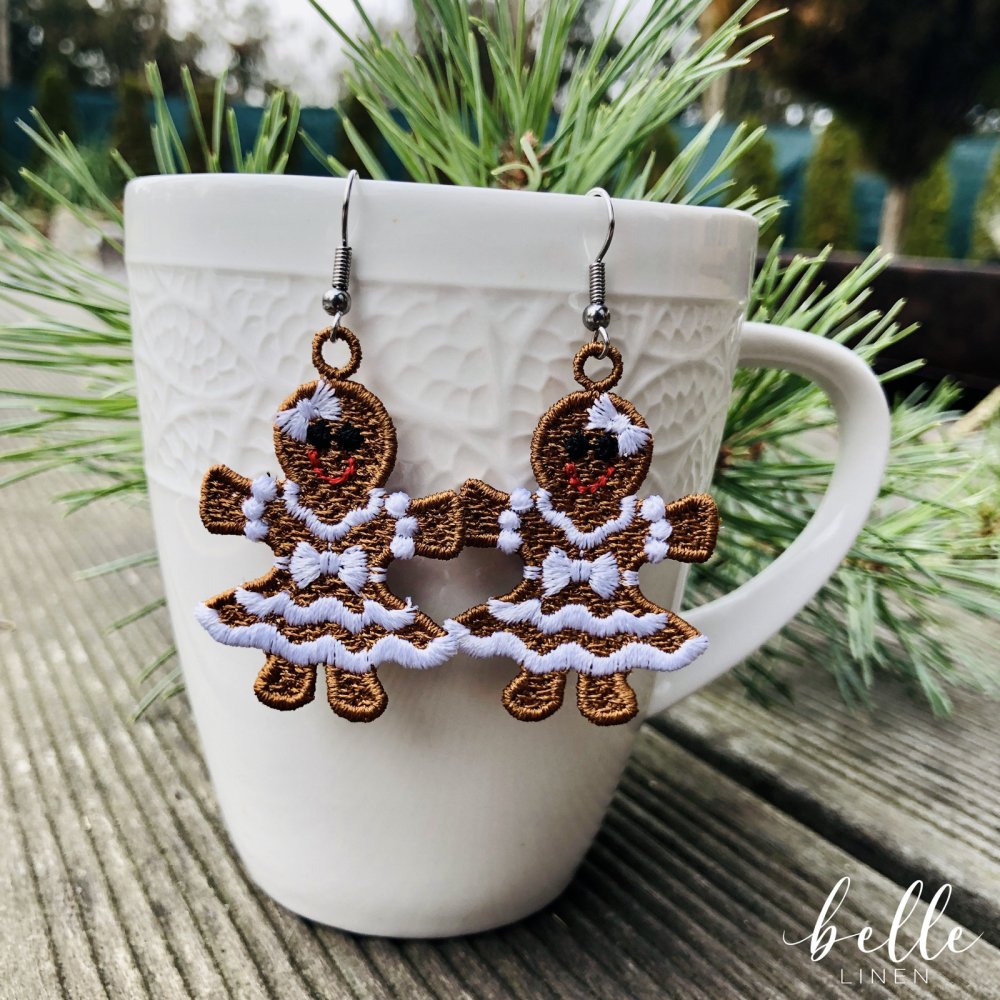 Lace earrings - gingerbread girls