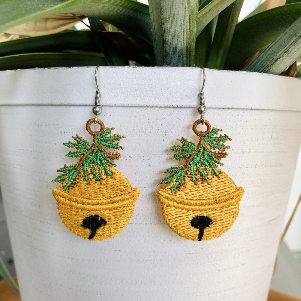 Lace earrings - jingle bells