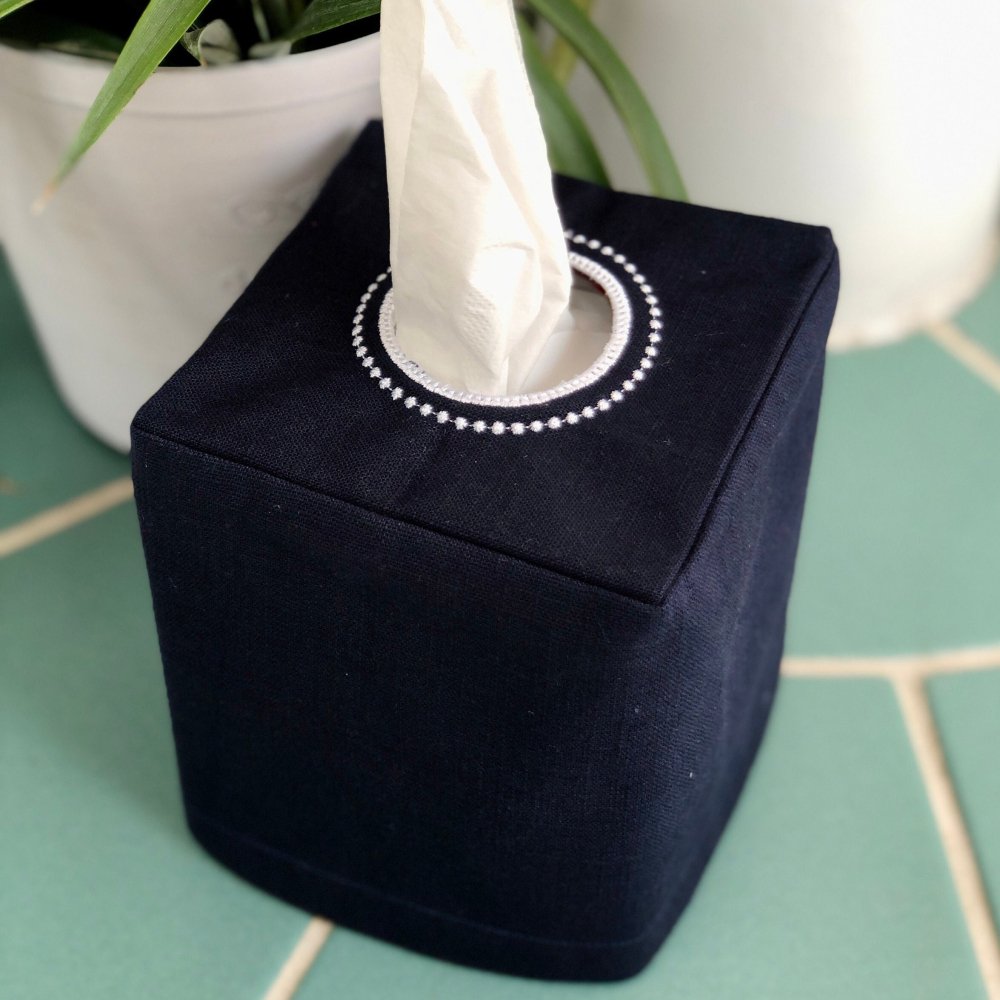 Plain Linen Tissue Box Cover