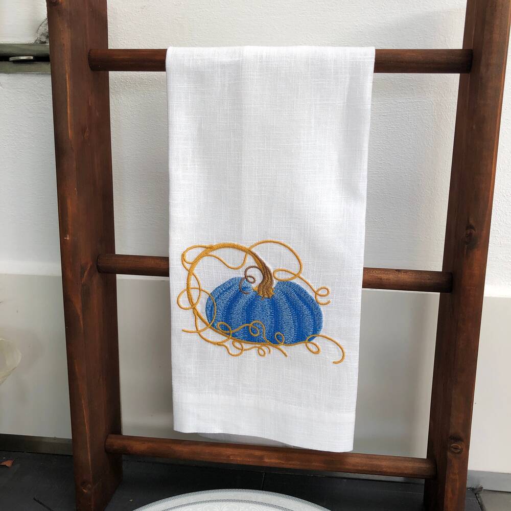 Vintage Pumpkin Linen Guest Towel