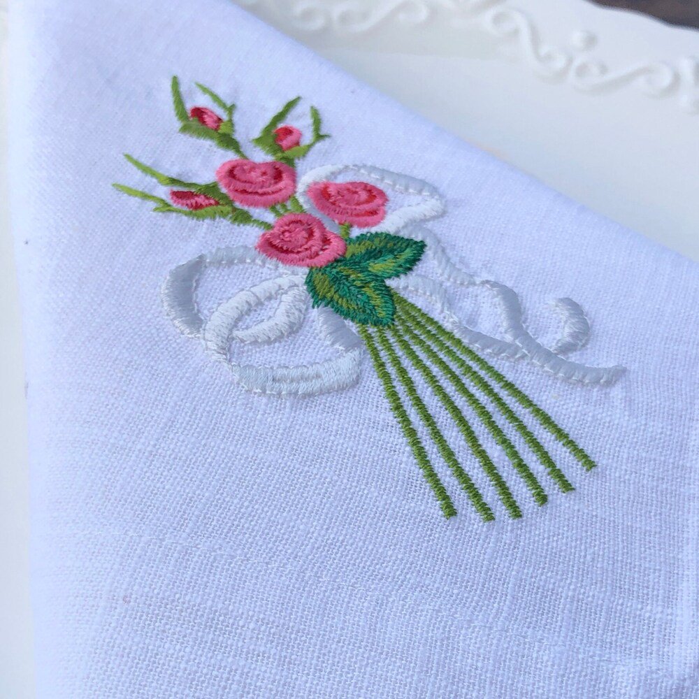 Vintage Rose Bouquet Linen Napkin