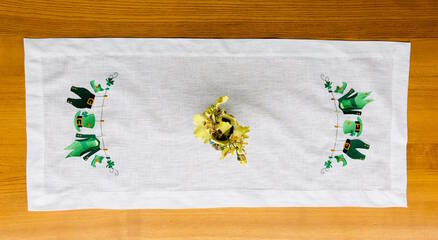 St. Patrick's Linen Table Runner