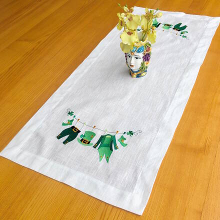 St. Patrick's Linen Table Runner