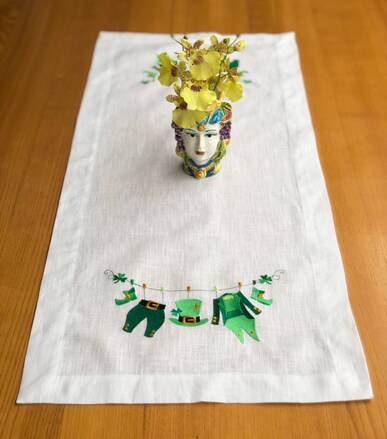 St. Patrick's Linen Table Runner