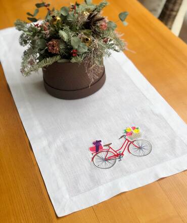 Bicycle Picnic Linen Table Runner