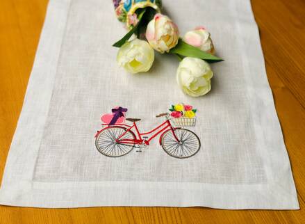 Bicycle Picnic Linen Table Runner