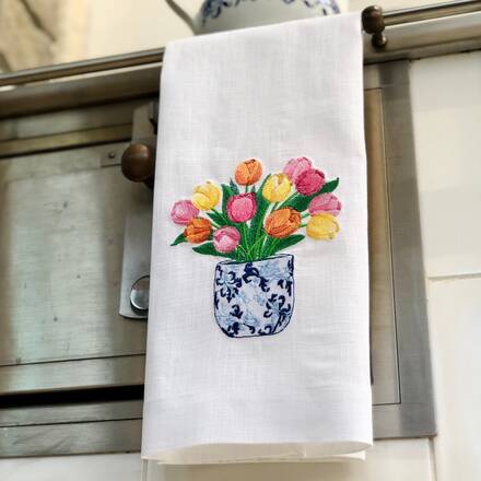 Chinoiserie Tulips Pot Linen Guest Towel