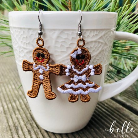 Lace earrings - gingerbread couple