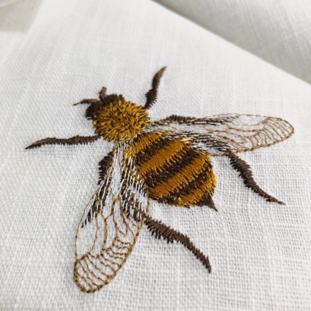 Honey Bee Tissue Box Cover