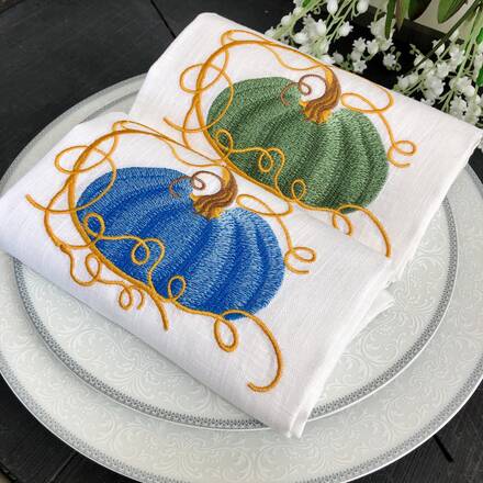 Vintage Pumpkin Linen Guest Towel