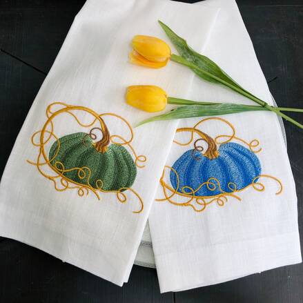 Vintage Pumpkin Linen Guest Towel